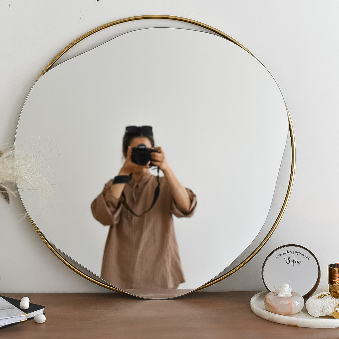 آینه گرد دفرمه آینه گرد دفرمه